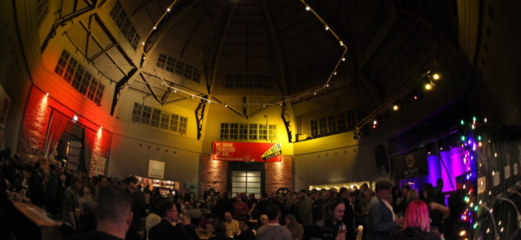 Image shows the opening night of cRaft Beer Calling, sponsored by Simpsons Malt